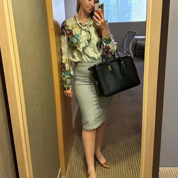 Tory Burch Floral Bow Blouse Top SIZE 6 Work Career Designer Tie Neck $448 - Picture 2 of 13